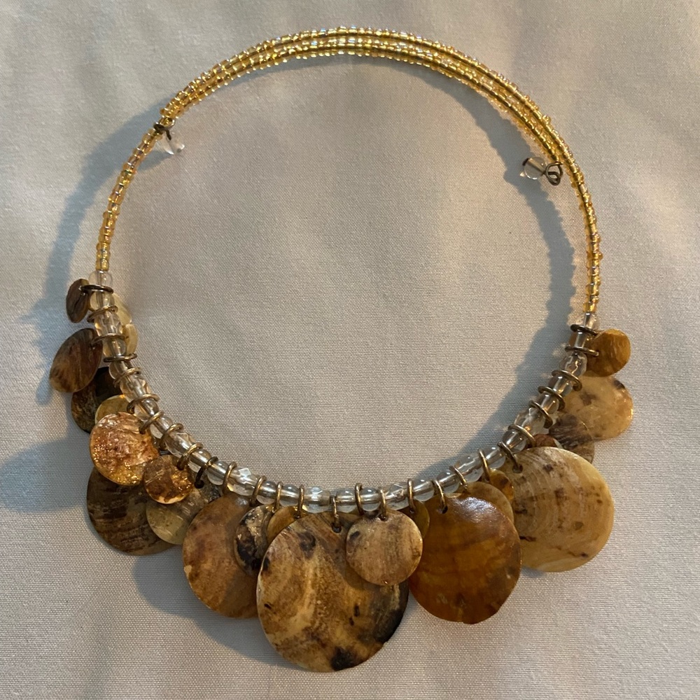 Vintage shell choker necklace